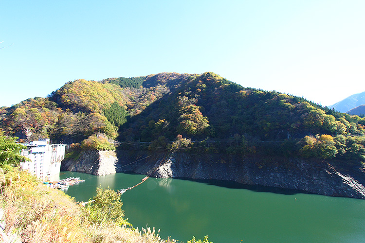 秩父湖（二瀬ダム）