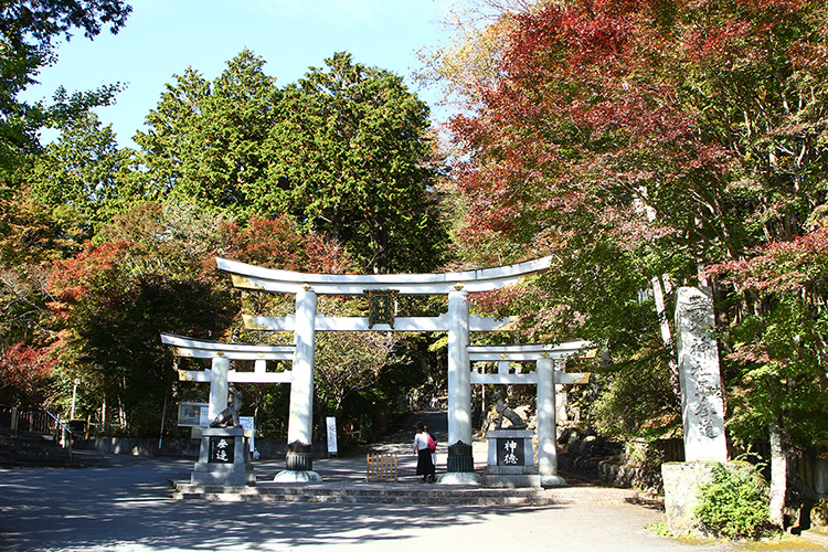三峯神社